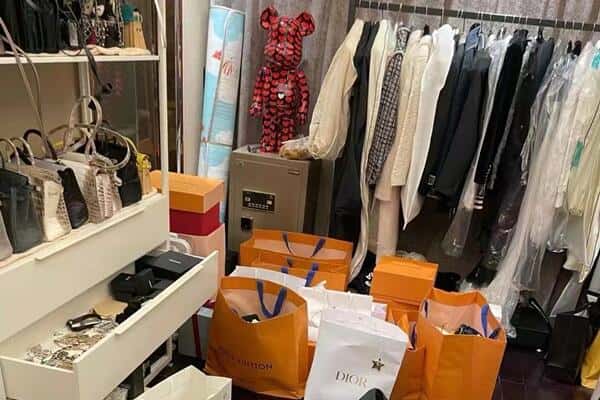 固原市泾源回收一线品牌衣服